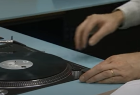 Gramofonske ploče ponovo su u modi: Kupuje ih i mlađa generacija (VIDEO)