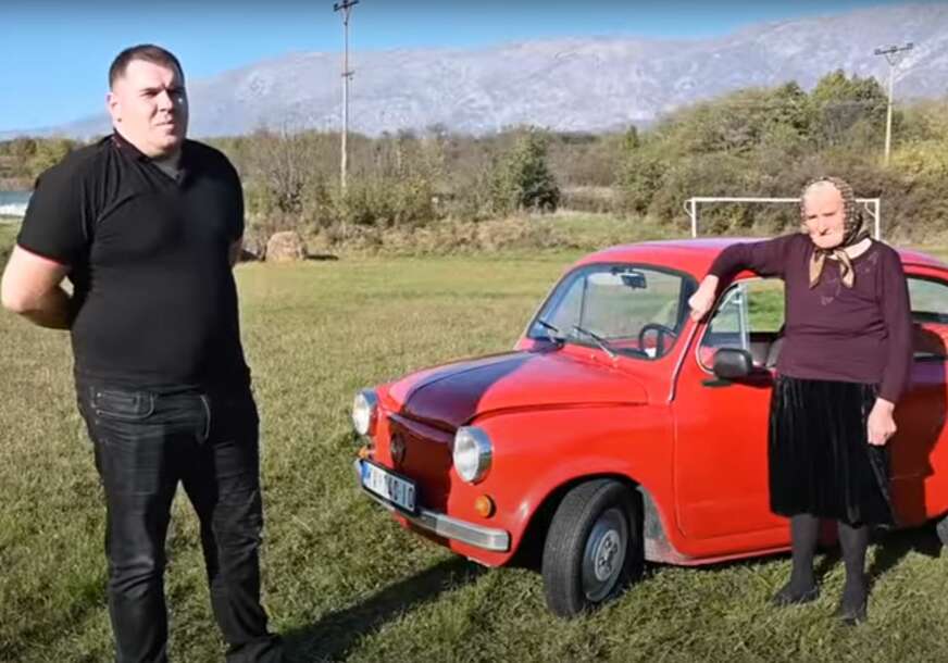 Jovan Mitrović i baka Vinka