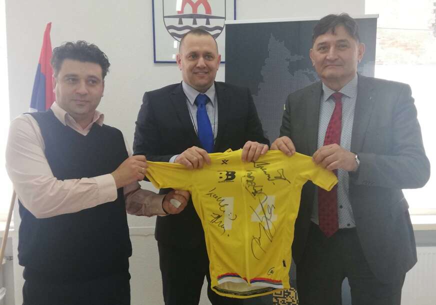Potpisivanje žute majice u Novom Gradu