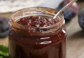 Super bakin RECEPT ZA PEKMEZ OD ŠLJIVA koji se čuva generacijama: Bez šećera i konzervansa, a opet divno aromatičan