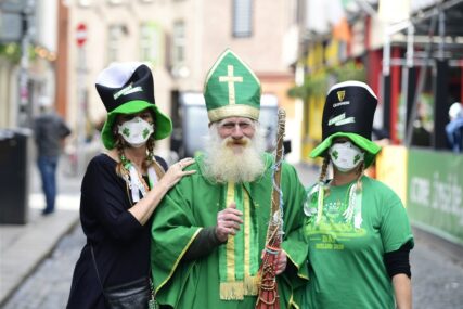Nacionalni praznik: Hiljade ljudi na proslavi Svetog Patrika u Sjevernoj Irskoj