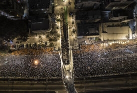 Desetine hiljada ljudi izašlo na ulice: Netanjahu će vjerovatno zaustaviti zakon o reformi pravosuđa