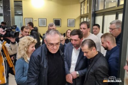Milićević nakon referenduma o opozivu Petrovića "Druga strana konstantno pokušava da skrene pažnju sa važnih pitanja"