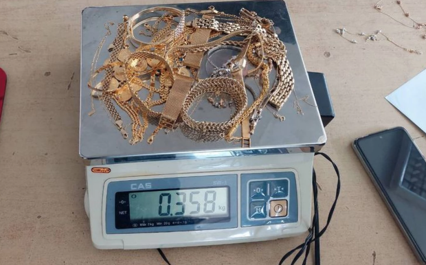Turčin pokušao iznijeti kilogram zlata iz Srbije