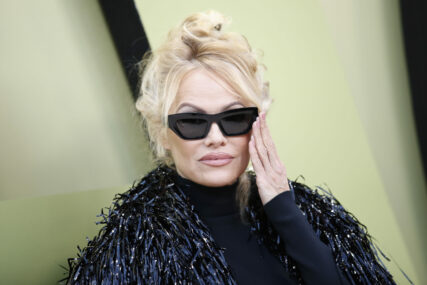 Biković i Pamela Anderson zajedno u filmu: Evo koliko glumica dobila para za nastavak "Južnog vetra"