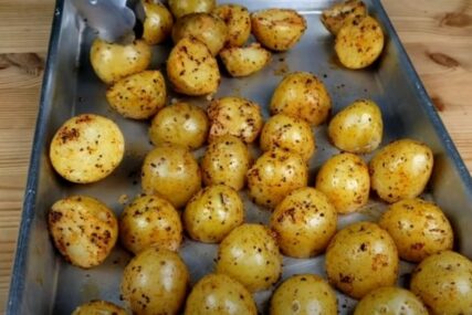 HRSKAV I UKUSAN Najbolji recept za mladi krompir (VIDEO)