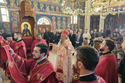 Episkop Fotije u Ugljeviku: Pozvao vjernike da se mole Bogu za monahe u Kijevsko-pečerskoj lavri (FOTO)