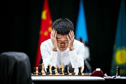 MENTALNO ZAMRZAVANJE Kako se kineski šahista u 7. partiji samoubilački sunovratio u poraz