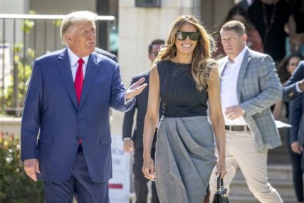 Ne može da podnese skandale: Američki mediji nagađaju o razvodu Melanije i Donalda Trampa