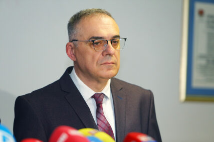 Miličević pita šta je sa odlukama NSRS "Promjena mišljenja vladajuće većine nakon što je Milanović dao nove instrukcije Dodiku"