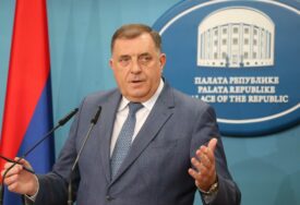 Dodik obećao pomoć “Iza Srba na Kosovu stoji čitav srpski korpus”