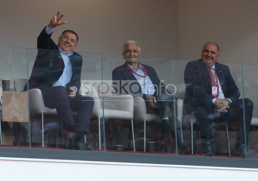 "Hvala Đokoviću i Lajoviću za sjajan meč" Dodik uživao u vrhunskom okršaju srpskih tenisera