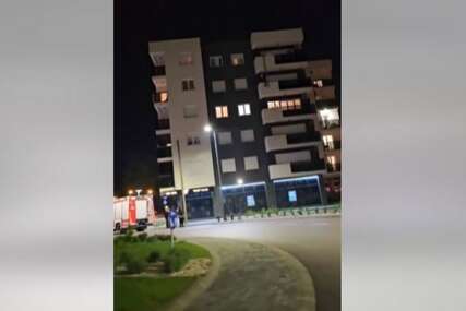 POŽAR U BANJALUCI Zapalio se stan u centru grada, vatrogasci na terenu (VIDEO)