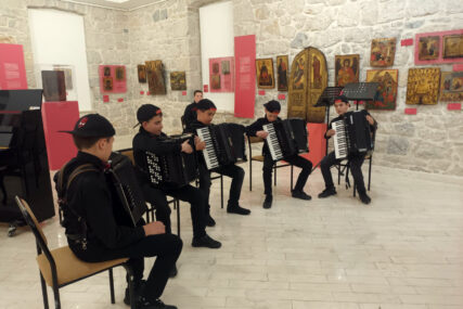 Poslije brojnih nagrada, održali koncert za svoje sugrađane: Učenici trebinjske Muzičke škole večeras oduševili publiku