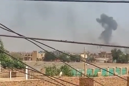 PUČ U SUDANU Eksplozije i paljba odjekuju na sve strane, pobunjenici tvrde da su osvojili aerodrom (VIDEO)