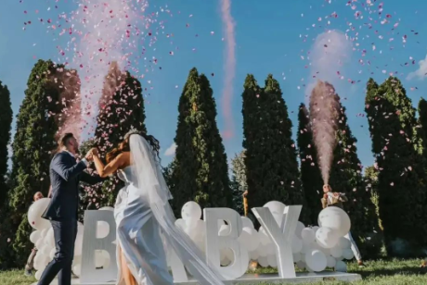 Za bajkovito vjenčanje  izdvojili 30.000 evra: Pjevačica i fudbaler priredili nezaboravno slavlje, iznenađenje oborilo goste s nogu (VIDEO, FOTO)