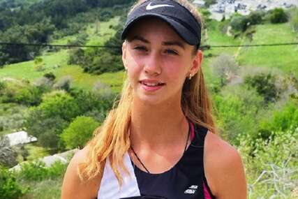 TENISKO ČUDO OD DJETETA Djevojčica iz Gradiške počistila tri godine starije rivalke i osvojila turnir u Albaniji
