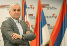 Borenović za Srpskainfo: Treba vratiti normalnost u politiku