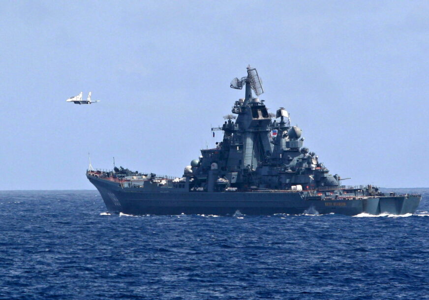 ruski vojni brod "Petar Veliki"