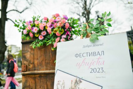 Počeo Festival cvijeća: Cvjetna čarolija u parku "Petar Kočić"