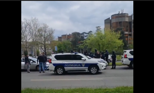 Filmsko hapšenje na ulicama Beograda