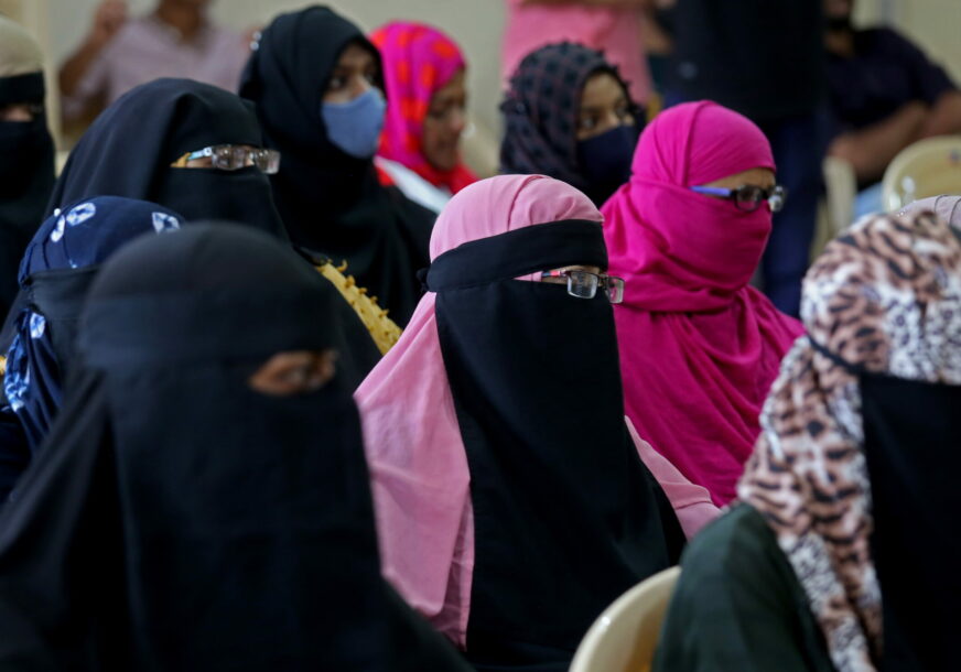 žene sa hidžabom
