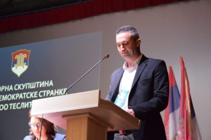 Izborna skupština SDS u Tesliću: Milan Kasapović reizabran za predsjednika