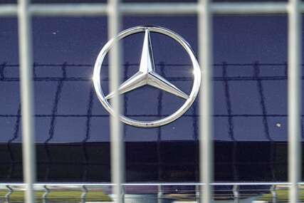 Pogone kupio "Avtodom": Kompanija "Mercedes" prodala poslovanje u Rusiji