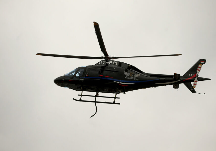 policijski helikopter 