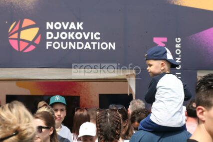 "Šop sa svrhom" Novak Đoković Fondacija promovisala otvaranje onlajn prodavnice (FOTO)