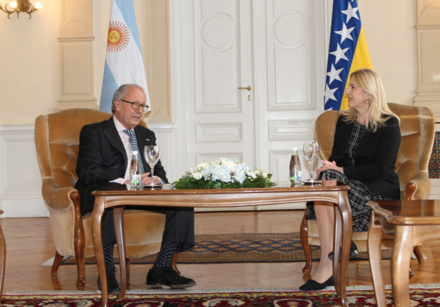 Željka Cvijanović i ambasador Argentine