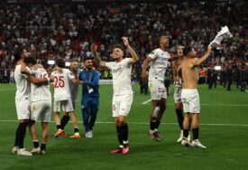 Liga Evrope je Seviljino takmičenje: Manćini tragičar Murinjovog istorijskog poraza (VIDEO)