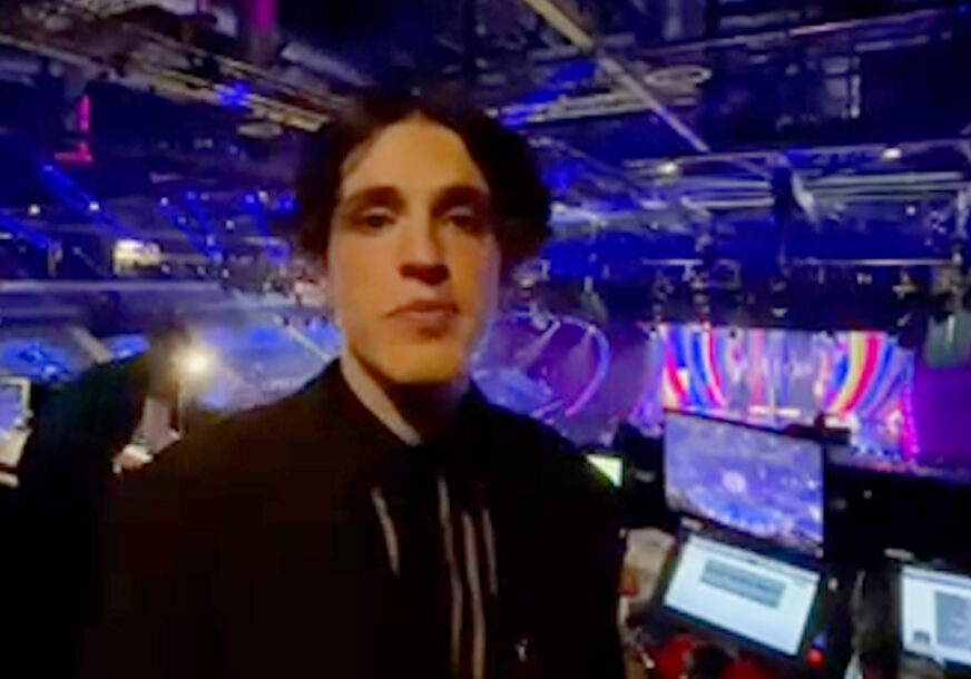 Luke Blek pred nastup u finalu Evrovizije