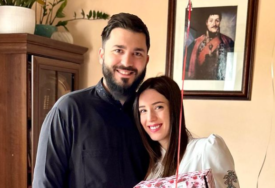 (FOTO) Veliko slavlje u domu Danice Crnogorčević i njenog muža sveštenika: Pjevačica podijelila divnu objavu, čestitke se nižu