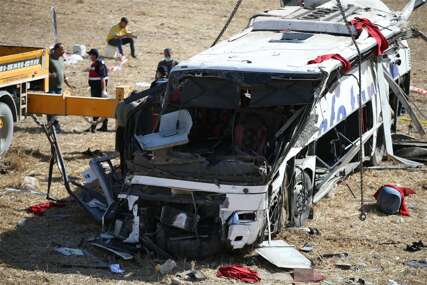 CRNI DAN U EGIPTU U sudaru na auto-putu poginulo 17 osoba, na desetine povrijeđenih