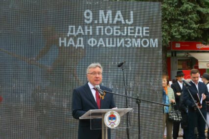 Kalabuhov poručio danas u Banjaluci "Ovaj praznik ujedinjuje ruski i srpski narod" (FOTO)