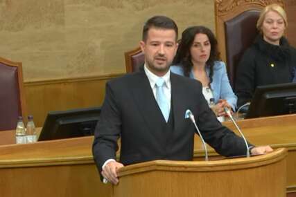 Milatović na svečanom prijemu "Zalagaću se za politiku mira, predano raditi na razvoju dobrosusjedskih odnosa" (VIDEO)