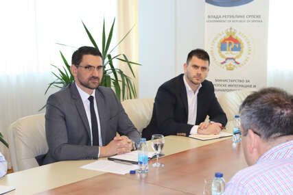 Ministar Klokić razgovarao sa dekanom Filološkog fakulteta: Uspješna desetogodišnja saradnja dvije institucije (FOTO)