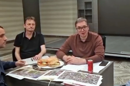 "Naravno, kao i uvijek, i večeras jedemo sendviče" Vučić o posljednjim priprema za veliki skup u Beogradu, oglasio se na Instagramu (VIDEO)