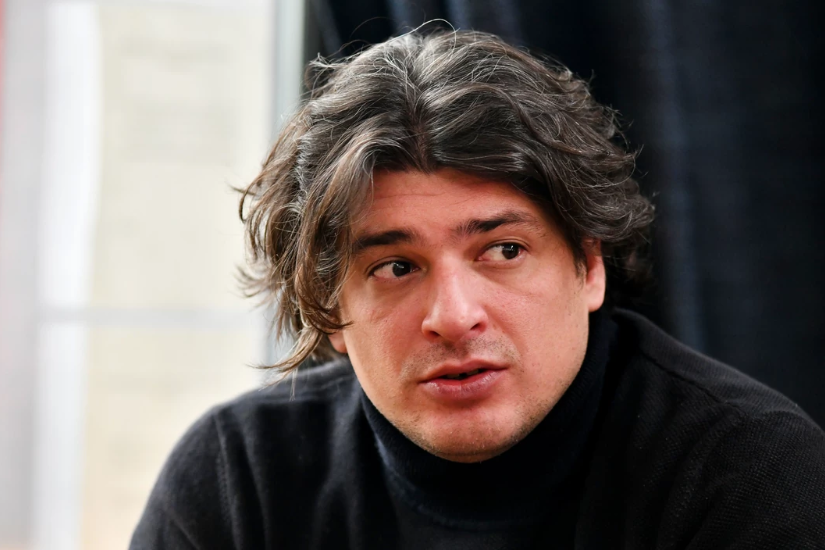 (FOTO) Zbogom šiškama i loknama: Andrija Kuzmanović promijenio frizuru