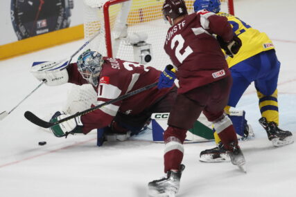 Šilovs branio nemoguće: Hokejaši Letonije prvi put u polufinalu Svjetskog prvenstva