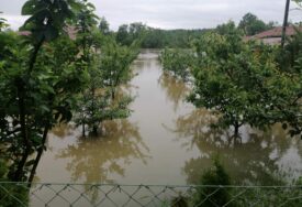 Poplave u Višegradu napravile haos: Pričinjena velika materijalna šteta, ekipe na terenu