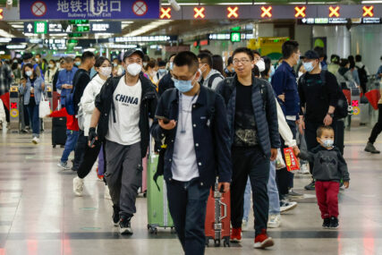 Budućnost je stigla: Putnici metroa u Pekingu sada mogu da PLAĆAJU DLANOVIMA (FOTO)