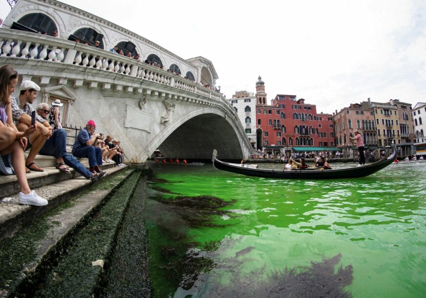 Zelena voda u Veneciji