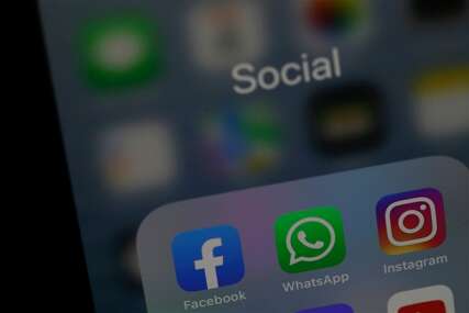 Francuska planira ukidanje društvenih mreža "Moramo razmisliti kako mladi koriste platforme" (FOTO)
