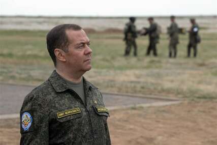 Medvedev o brojnom stanju ruske vojske "Više od 185.000 ljudi pristupilo je oružanim snagama"