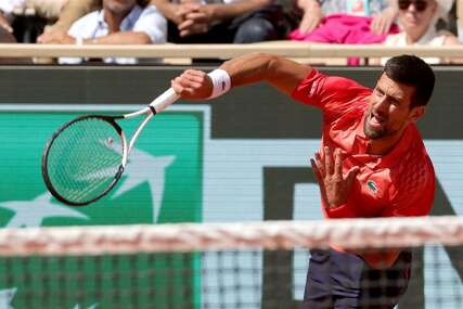 NASTAVLJENA DOMINACIJA Đoković plasmanom u polufinale došao na korak od rekorda Rodžera Federera