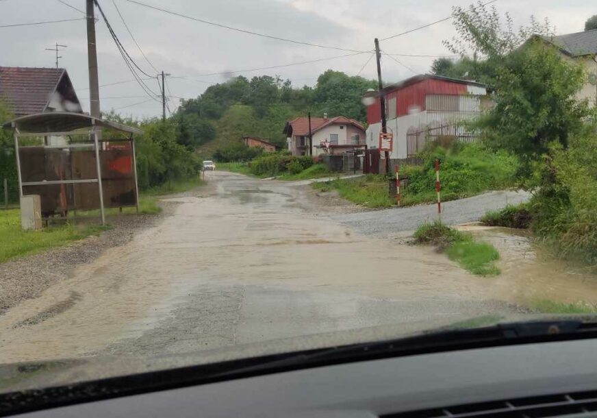 Poplava u Priječanima: Obilne padavine izazvale velike probleme mještanima (FOTO, VIDEO)