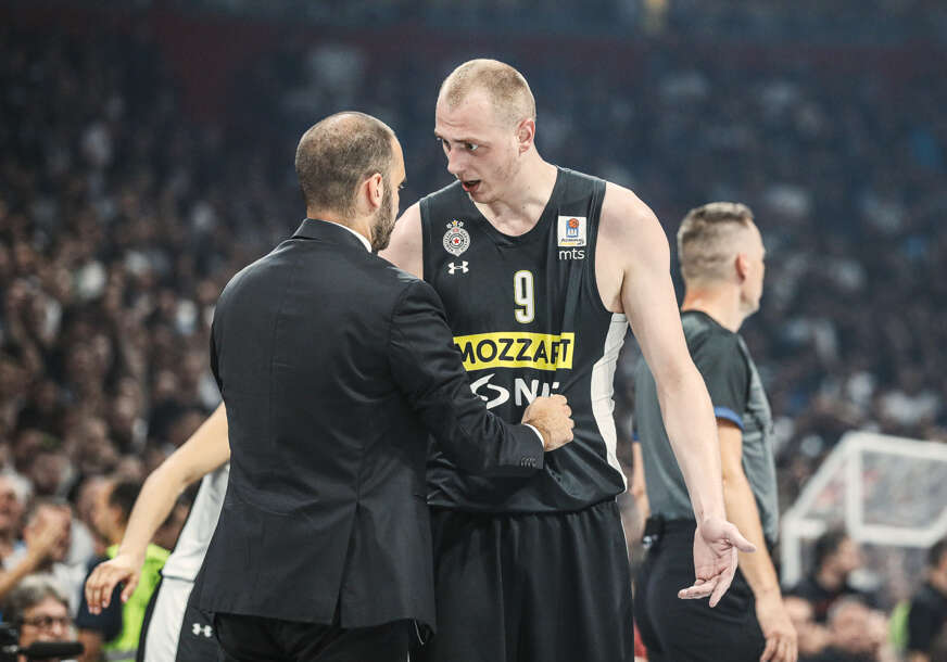 "Izgubio je 6-7 kilograma i uopšte nije u treningu" Pešić objasnio zbog čega Smailagić ne ide na Mundobasket, ima li Željko razloga za brigu