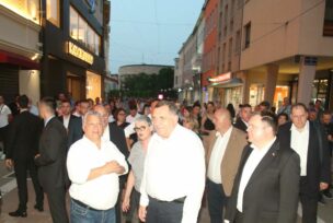 Milorad Dodik i Viktor Orban prošetali centrom Banjaluke